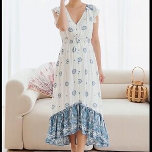 Anthropologie Kindred Petite Midi White Blue Paisley floral Dress flutter sleeve